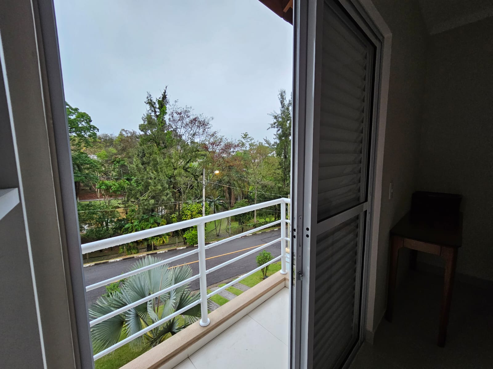 Casa a Venda em Condomínio Beverly Hills-Jandira