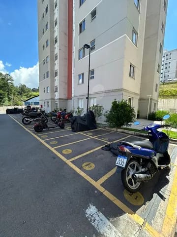 Apartamento a Venda em Condomínio Praça Estação Jandira 