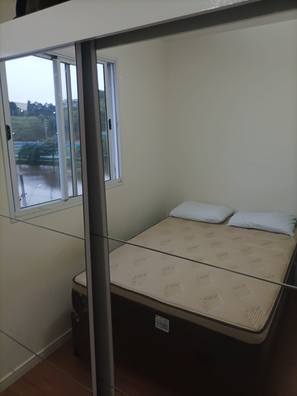 Apartamento a Venda em Condomínio Praça Estação Jandira 