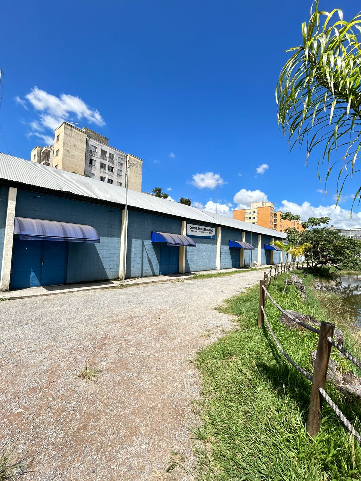 Apartamento a Venda em Condomínio Praça Estação Jandira 