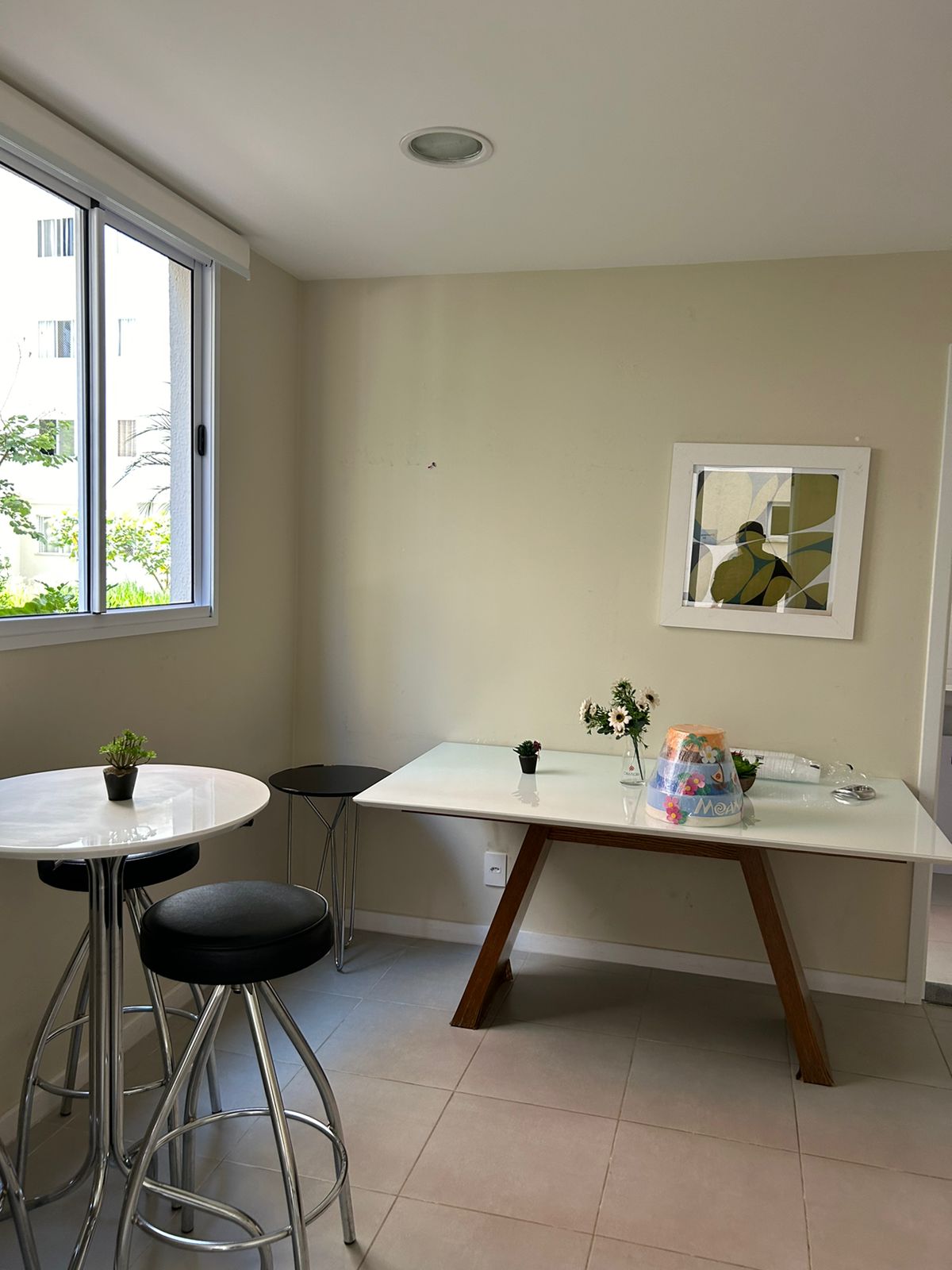 Apartamento a Venda em Condomínio Praça Estação Jandira 