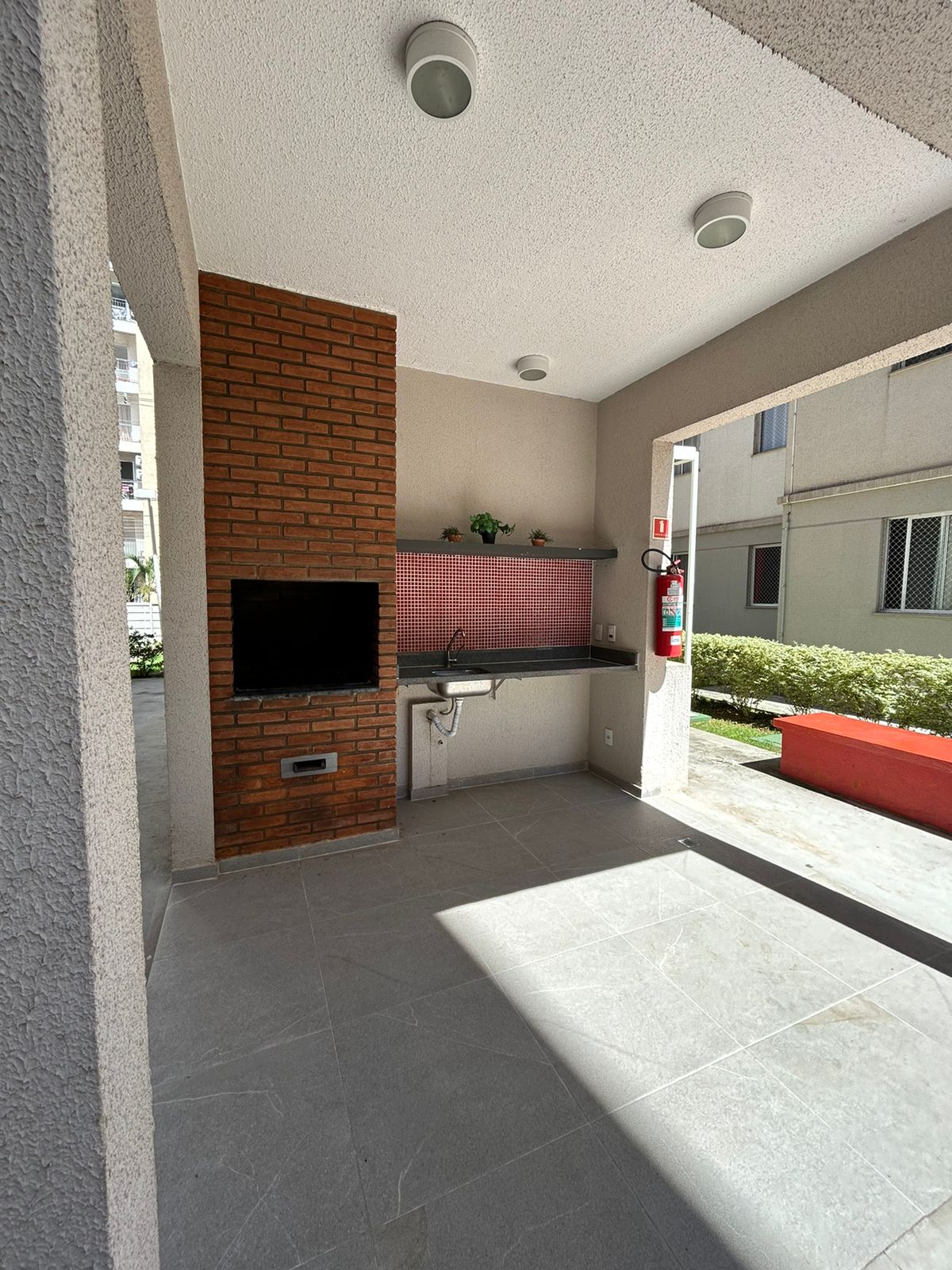 Apartamento a Venda em Condomínio Praça Estação Jandira 