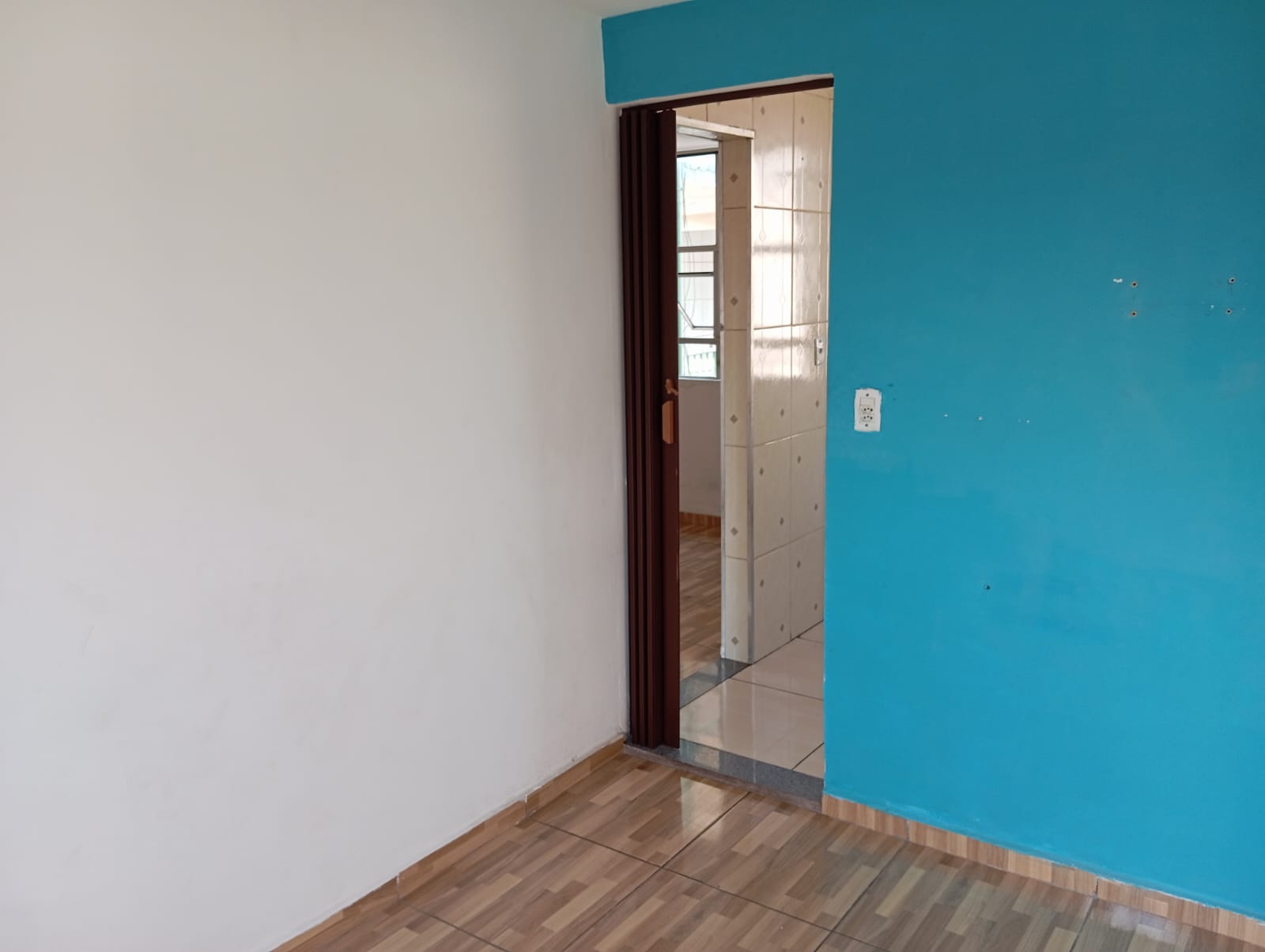 Apartamento à Venda - 2 Dormitórios em Carapicuíba, SP