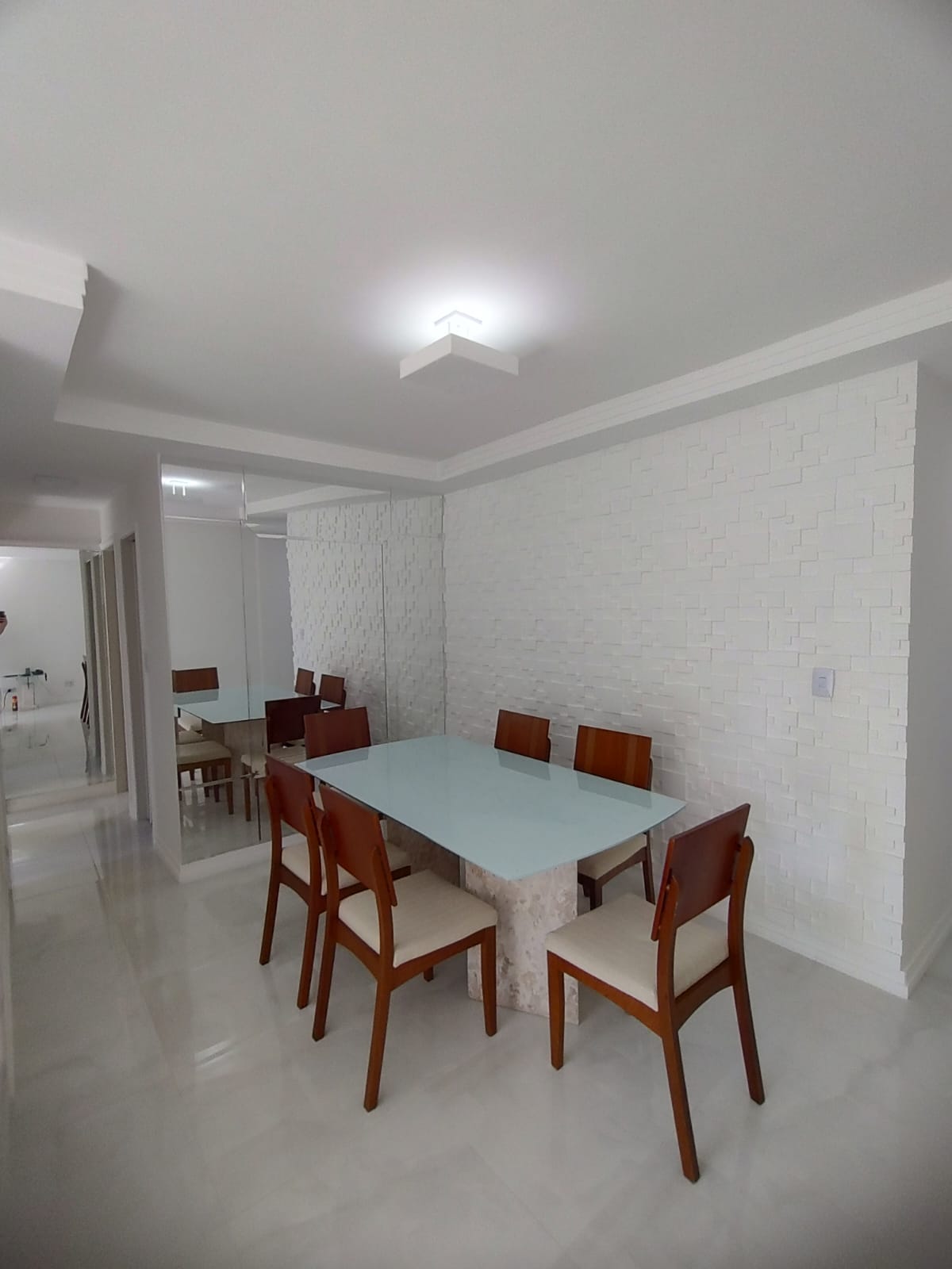 Apartamento 63m² à Venda no Condomínio dos Eucaliptos - Continental /SP.