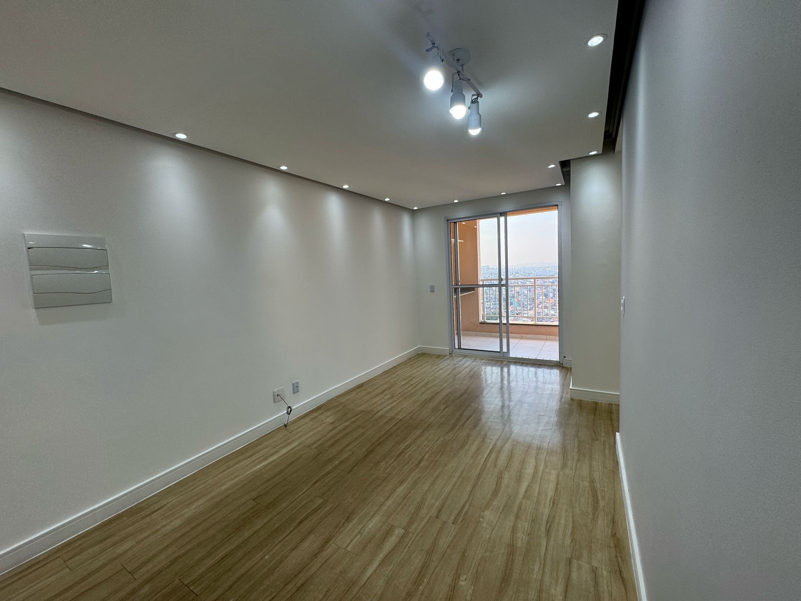 Apartamento para Locação  no  Villagio Ecovida