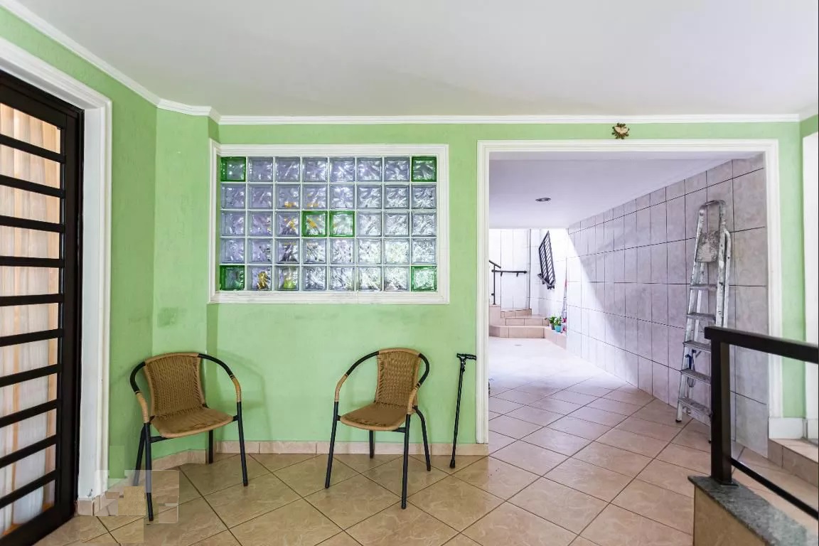 Belíssimo Sobrado à Venda 