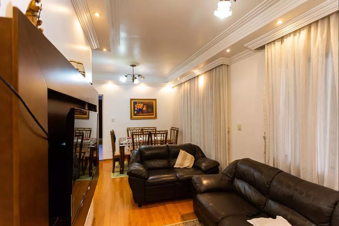 Belíssimo Sobrado à Venda 