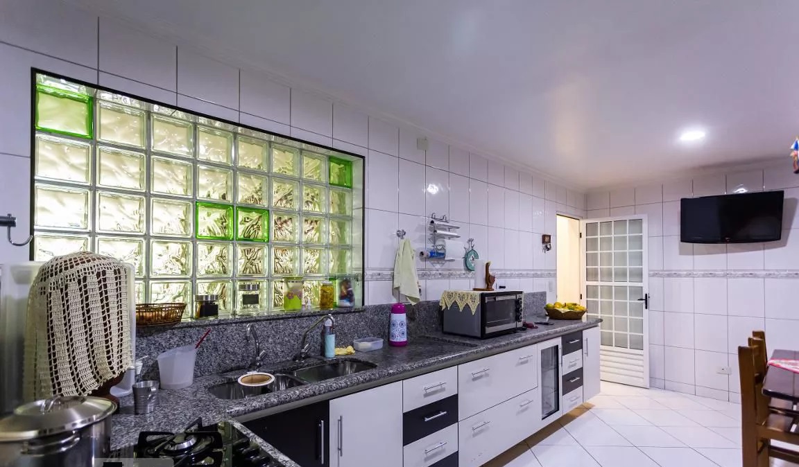 Belíssimo Sobrado à Venda 