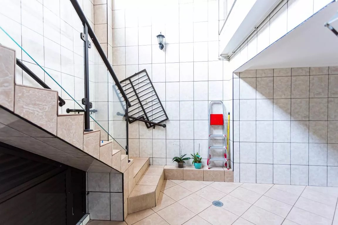 Belíssimo Sobrado à Venda 