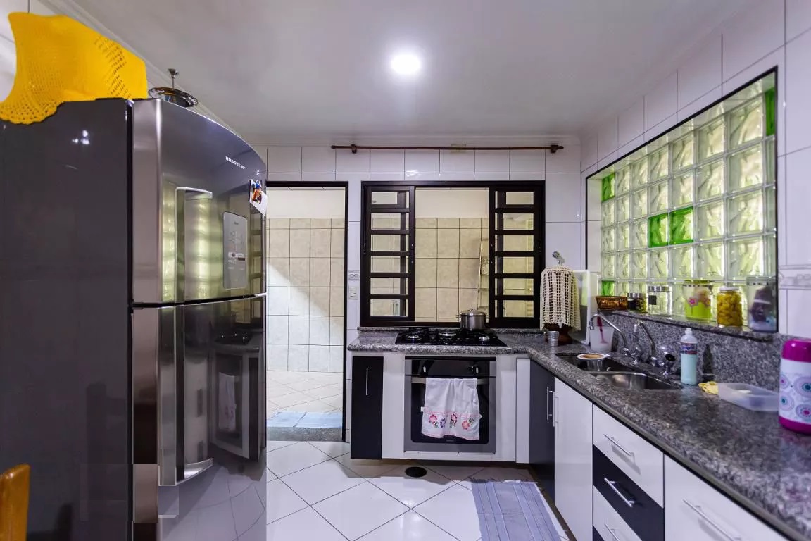 Belíssimo Sobrado à Venda 