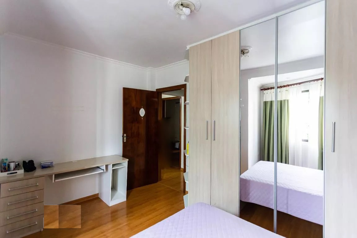 Belíssimo Sobrado à Venda 