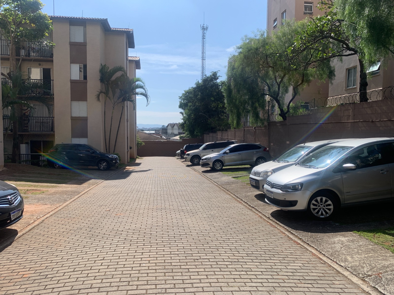 Apartamento à venda  – Condomínio Recanto Violeta I