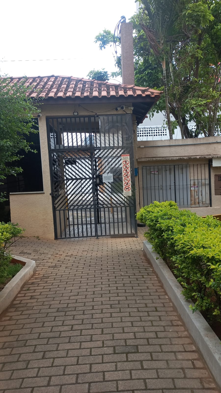 Vendo Apartamento no Recanto das Violetas - Santa Maria/Osasco