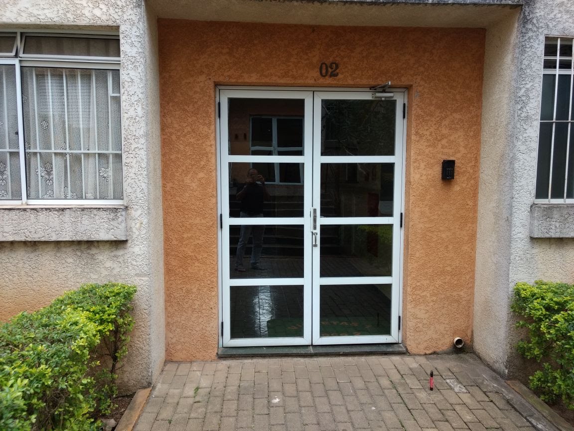 Vendo Apartamento no Recanto das Violetas - Santa Maria/Osasco