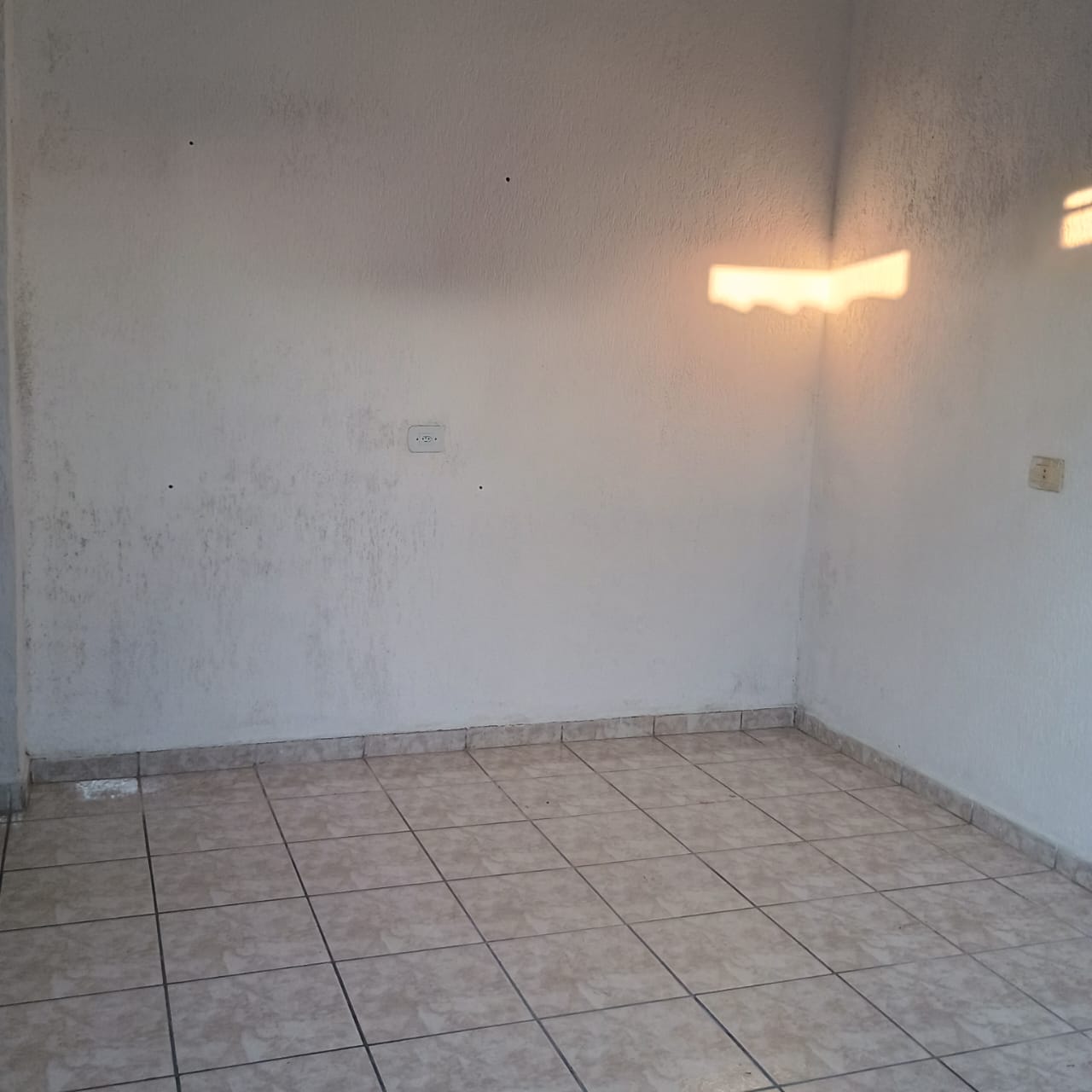 Aluga-se casa - Novo Osasco