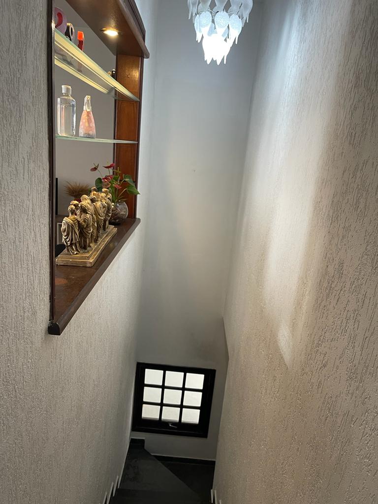 Vendo sobrado - Barueri