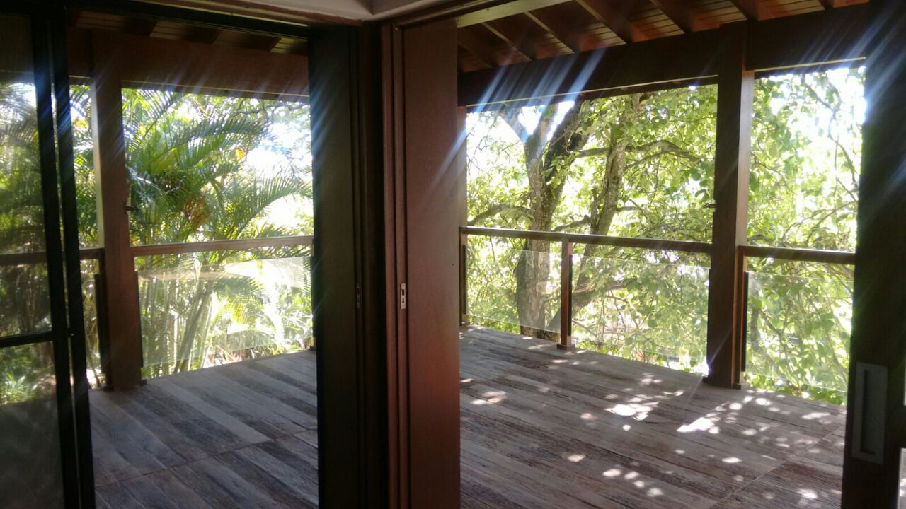 Bela casa no condomínio Parque dos Manacás em Jundiaí SP