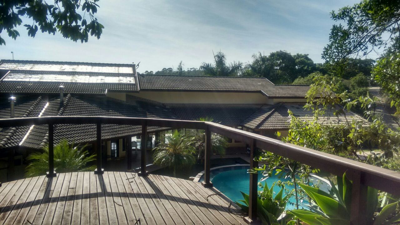 Bela casa no condomínio Parque dos Manacás em Jundiaí SP
