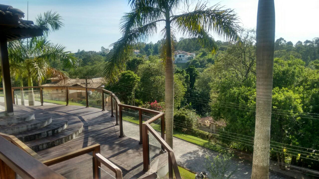 Bela casa no condomínio Parque dos Manacás em Jundiaí SP