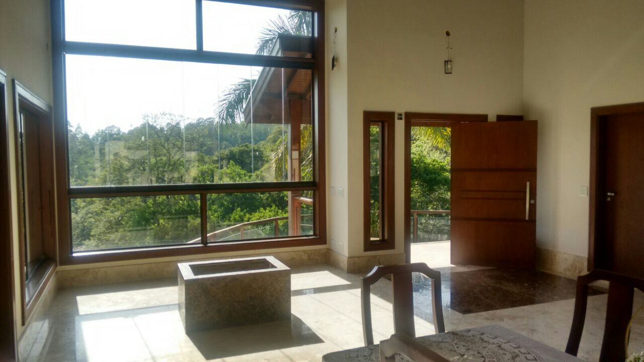 Bela casa no condomínio Parque dos Manacás em Jundiaí SP