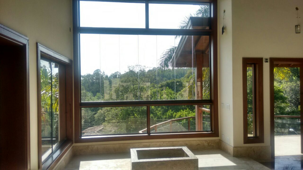 Bela casa no condomínio Parque dos Manacás em Jundiaí SP