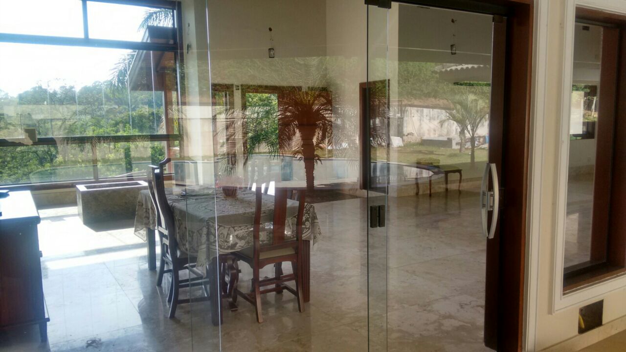 Bela casa no condomínio Parque dos Manacás em Jundiaí SP