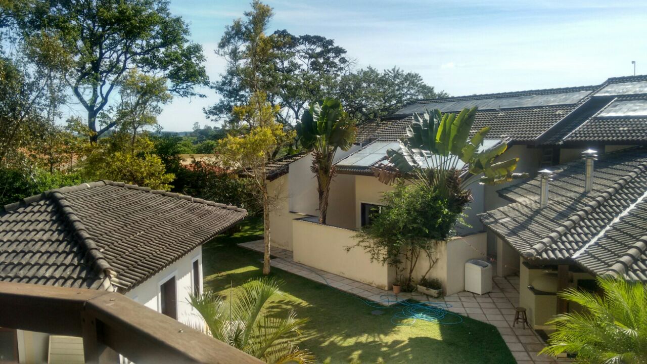 Bela casa no condomínio Parque dos Manacás em Jundiaí SP