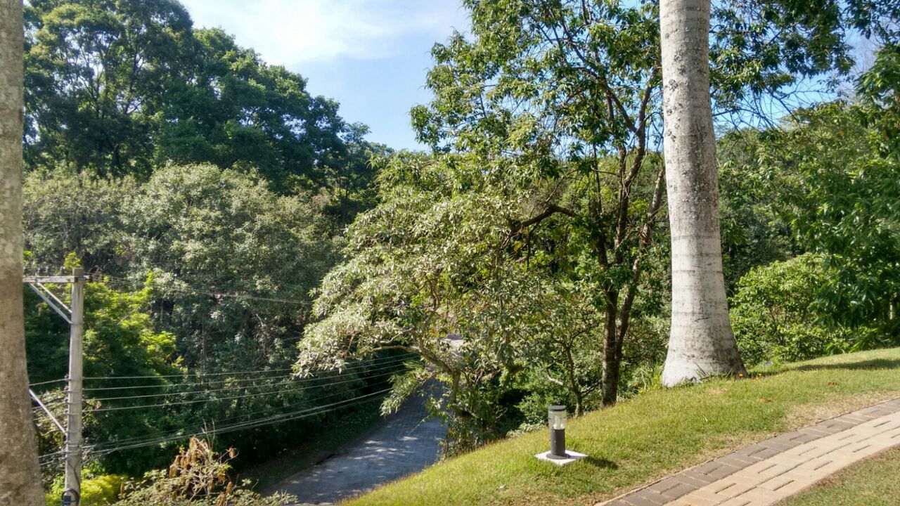 Bela casa no condomínio Parque dos Manacás em Jundiaí SP