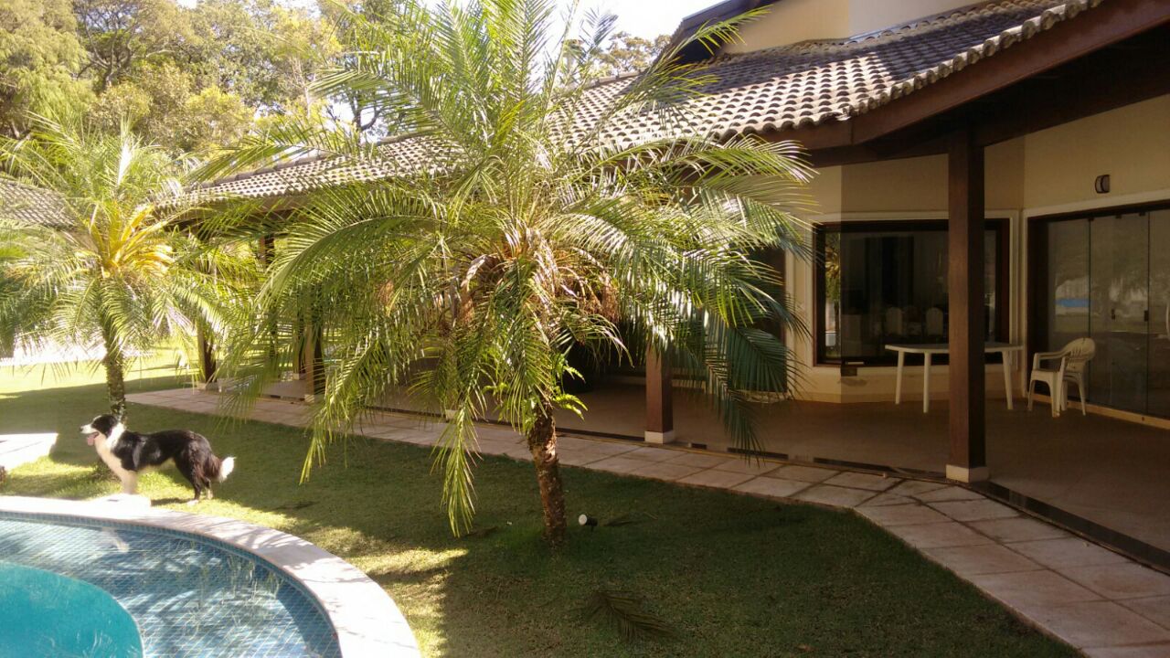 Bela casa no condomínio Parque dos Manacás em Jundiaí SP
