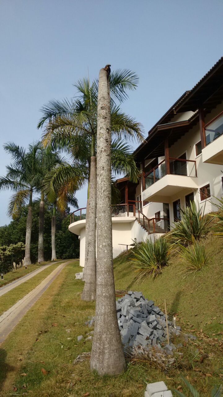 Bela casa no condomínio Parque dos Manacás em Jundiaí SP
