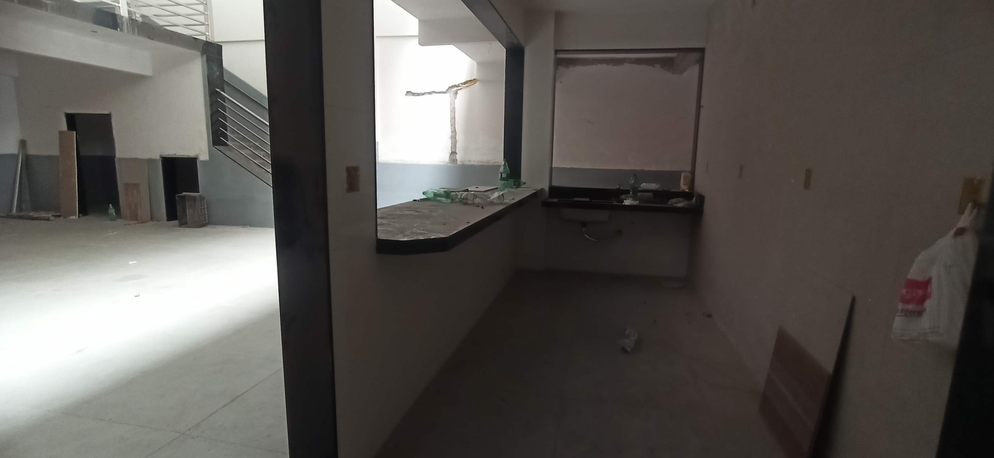 PONTO COMERCIAL COM 2 PAVIMENTOS - JARDIM PEROLA