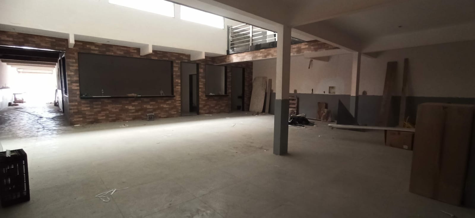 PONTO COMERCIAL COM 2 PAVIMENTOS - JARDIM PEROLA