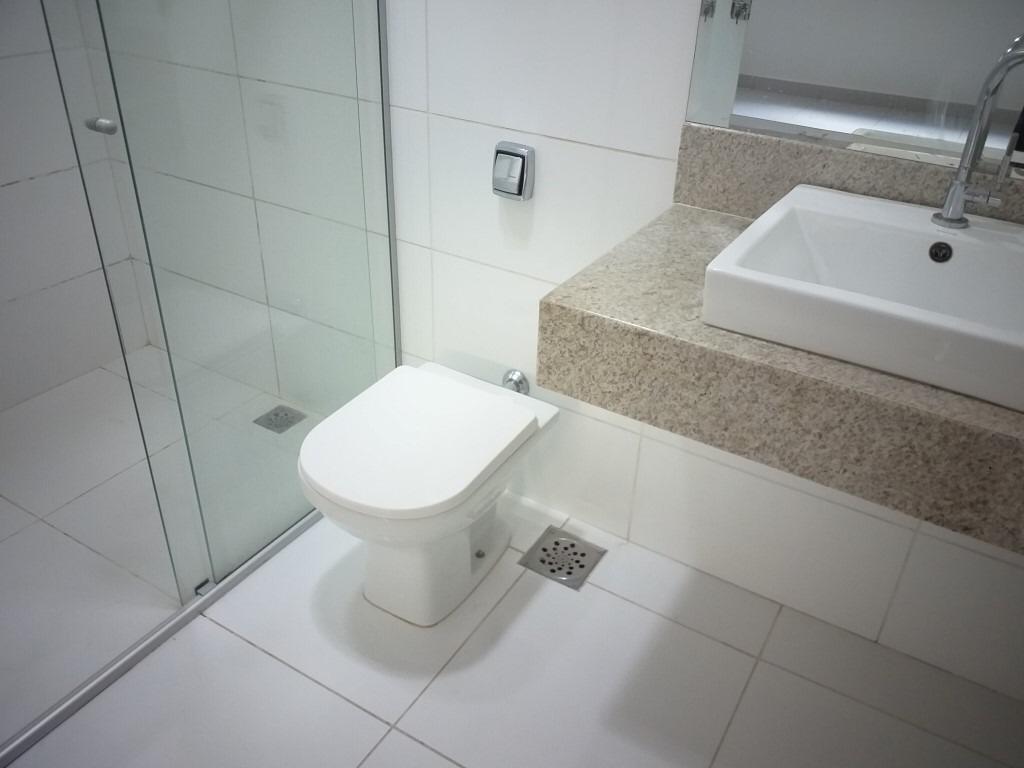 APARTAMENTO PRIMEIRO ANDAR