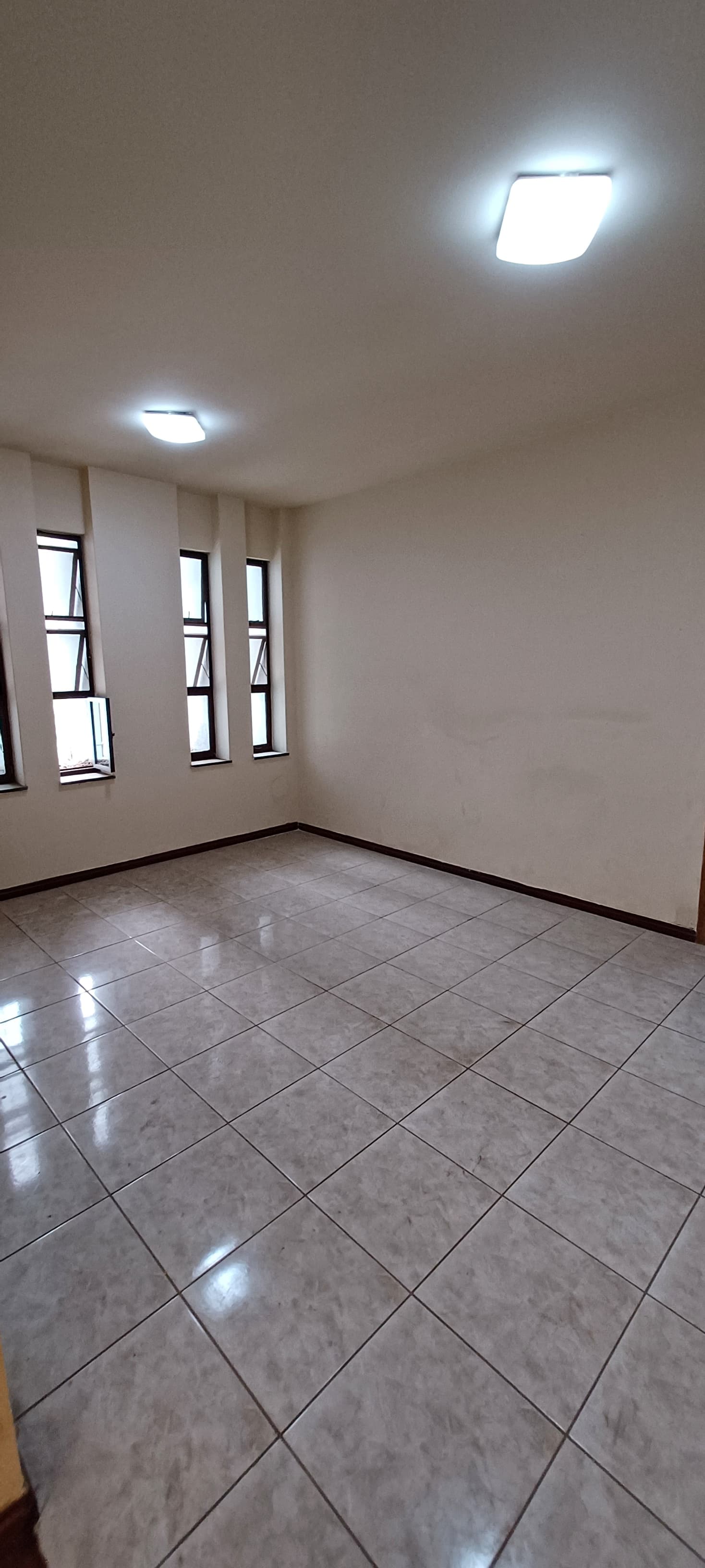 APARTAMENTO NO ESPLANADA