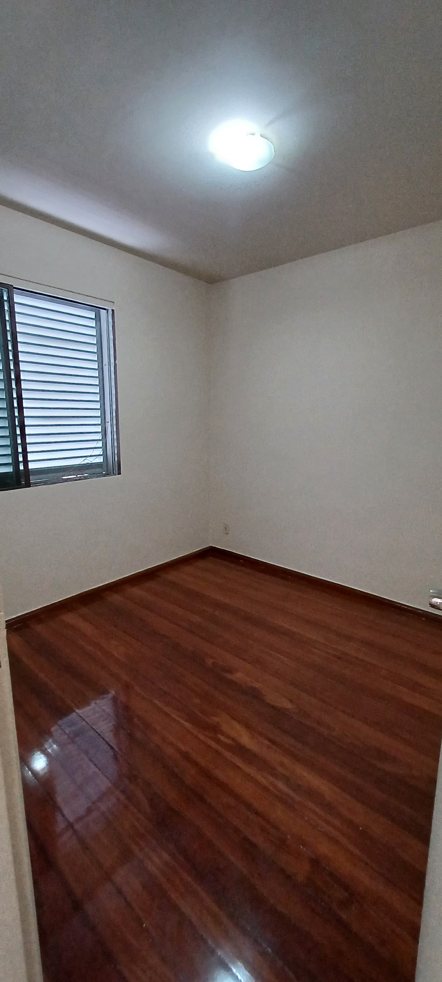 APARTAMENTO NO ESPLANADA