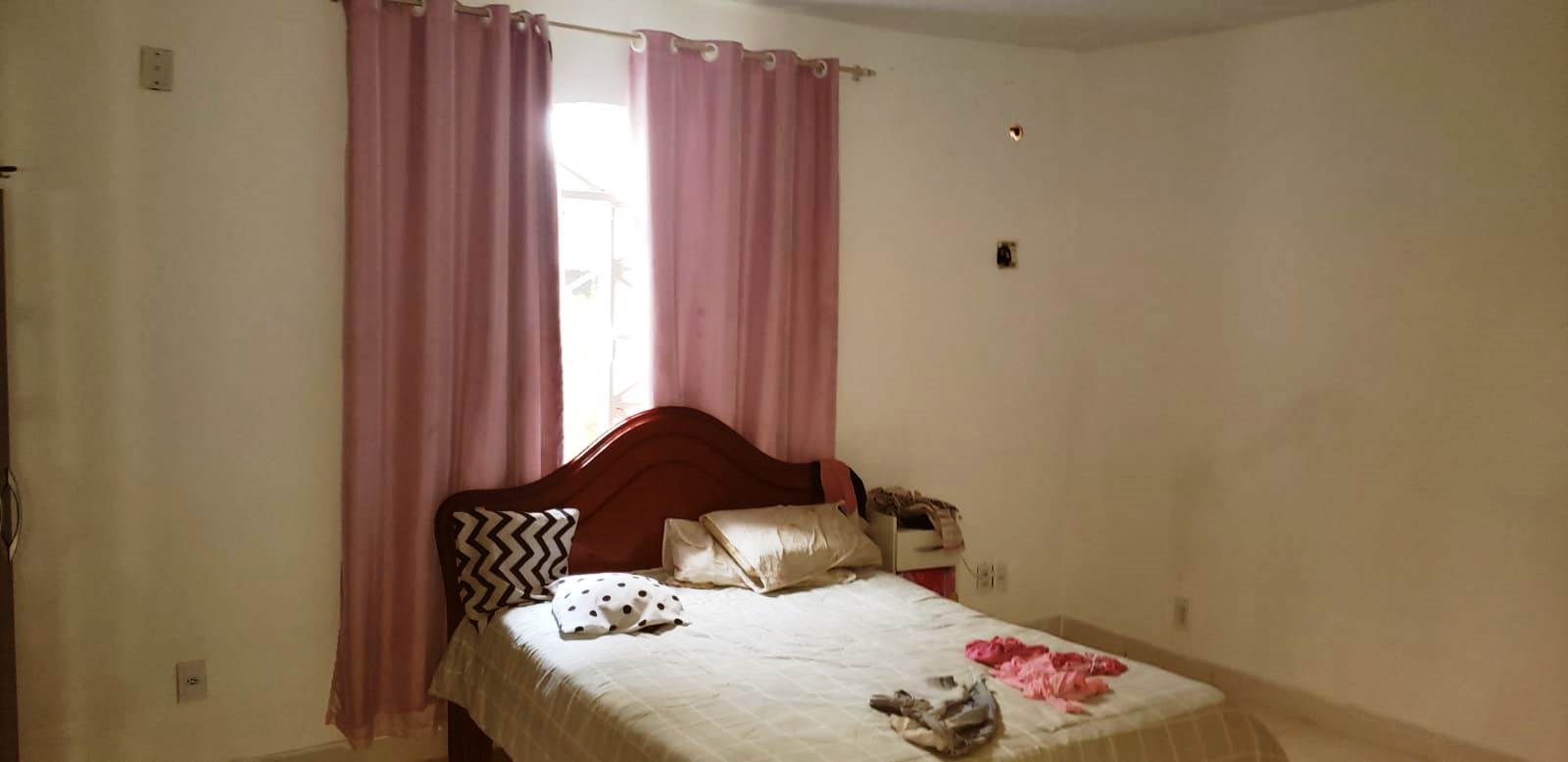 CASA BAIXA LOTE INTEIRO GRÃ DUQUESA