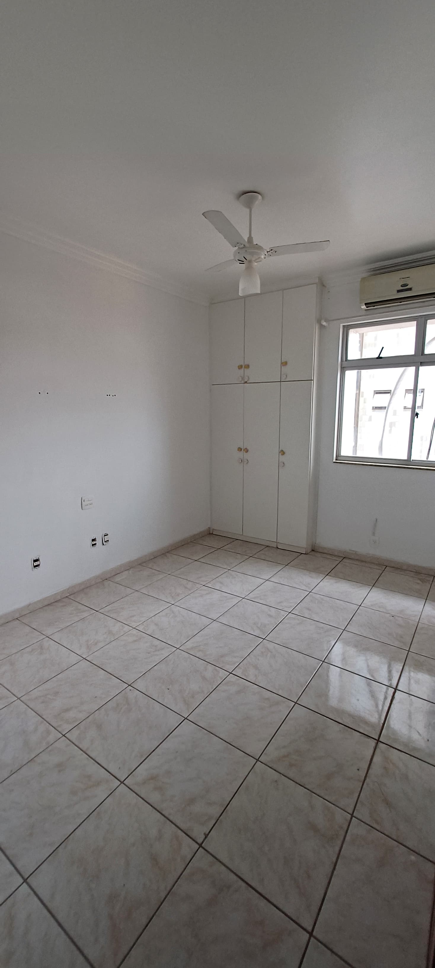 APARTAMENTO NO CENTRO