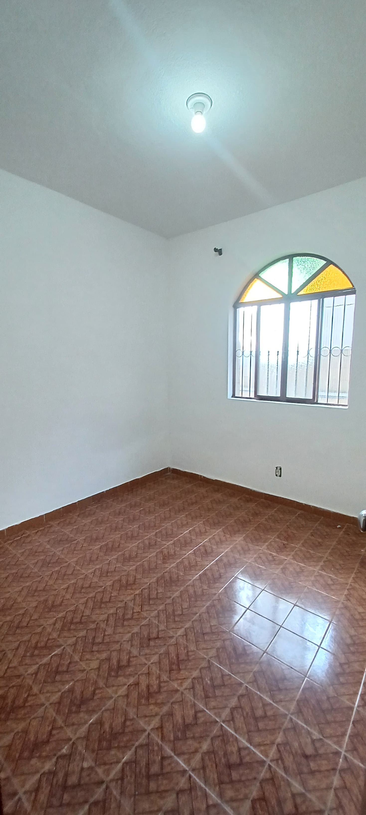 APARTAMENTO NO NOSSA SRA DAS GRAÇAS