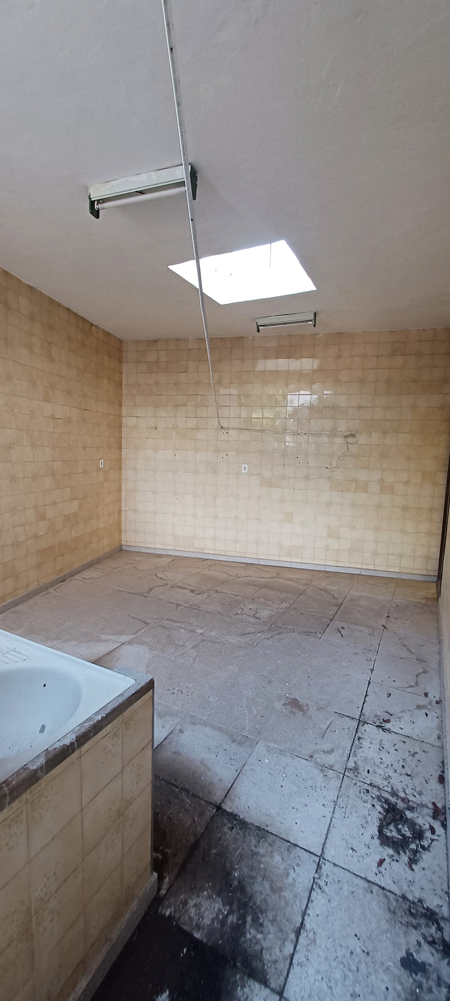 APARTAMENTO NO NOSSA SRA DAS GRAÇAS