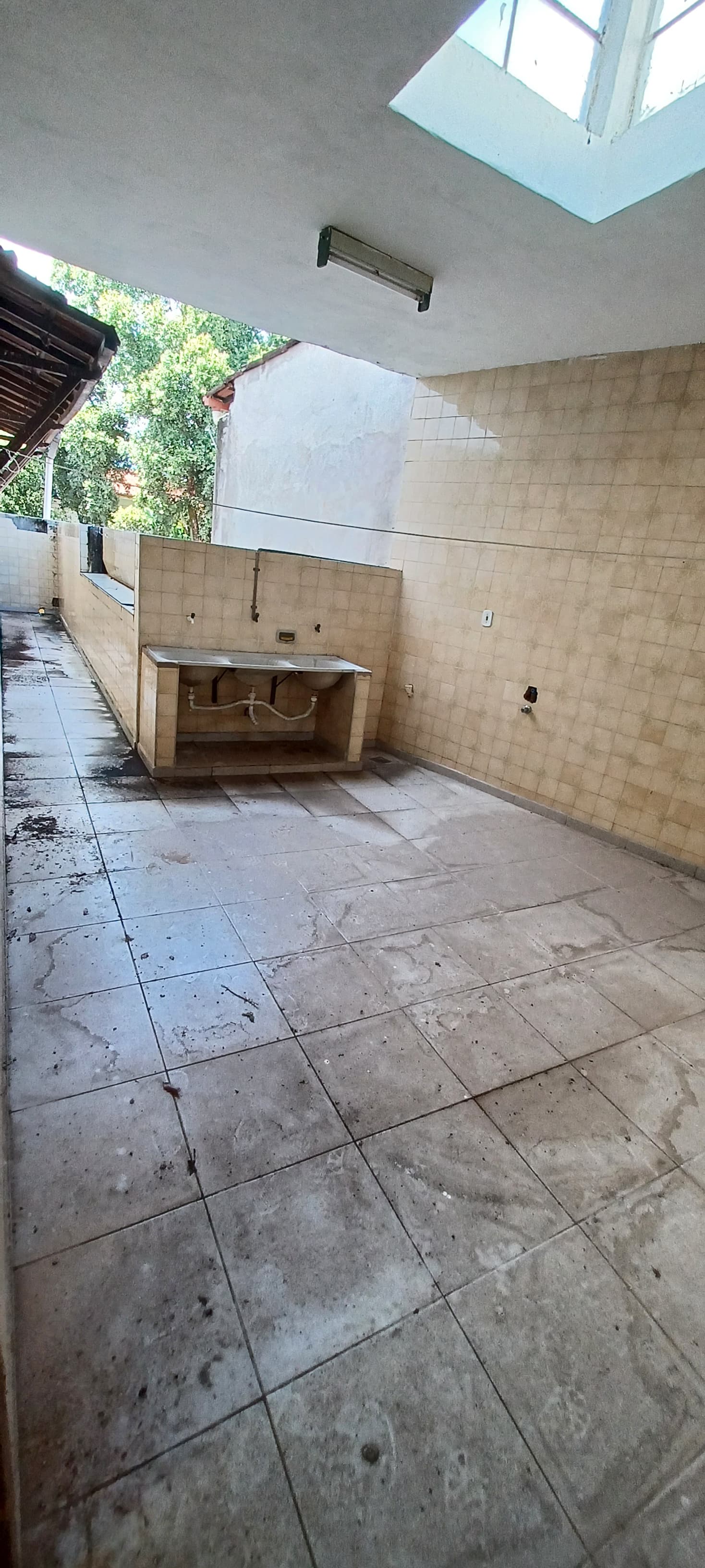 APARTAMENTO NO NOSSA SRA DAS GRAÇAS