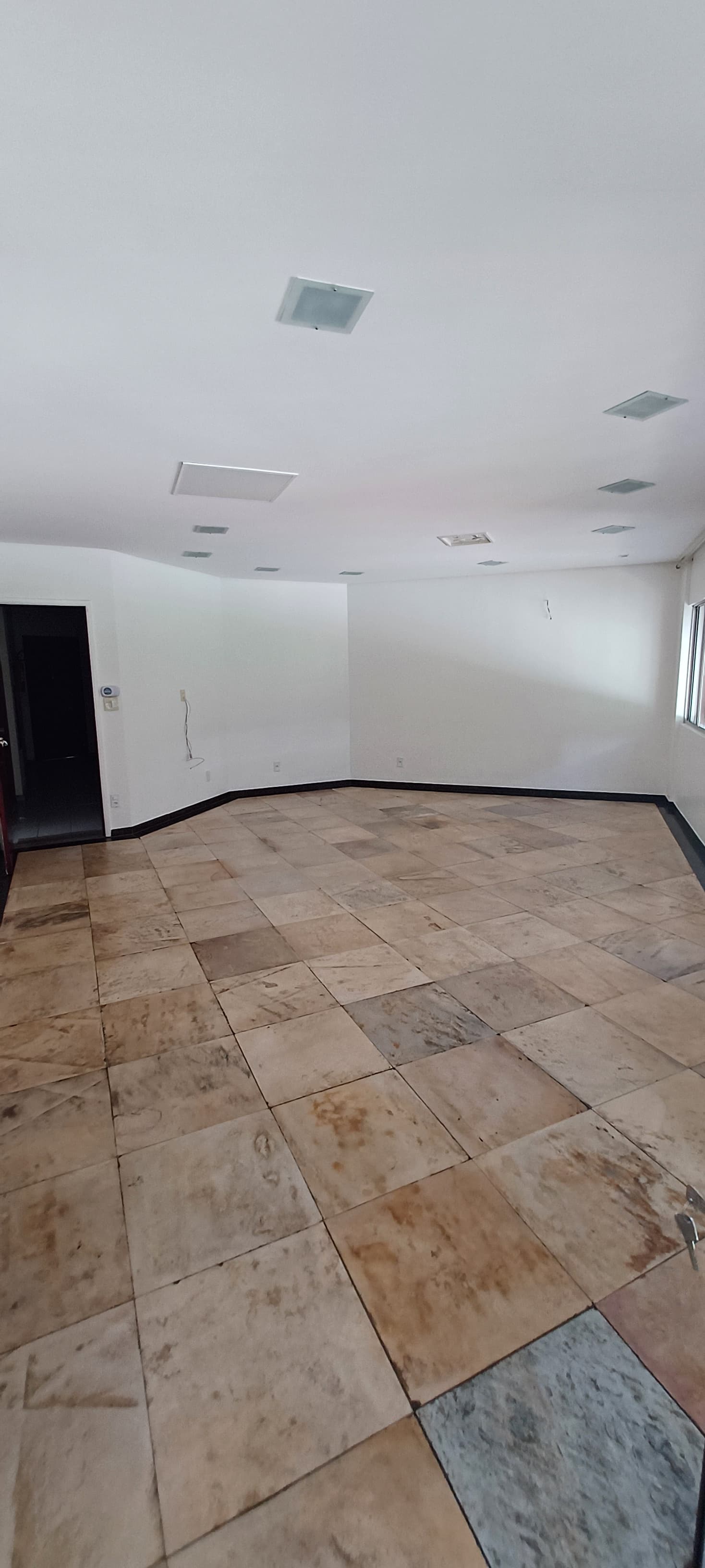 APARTAMENTO NO ESPLANADINHA