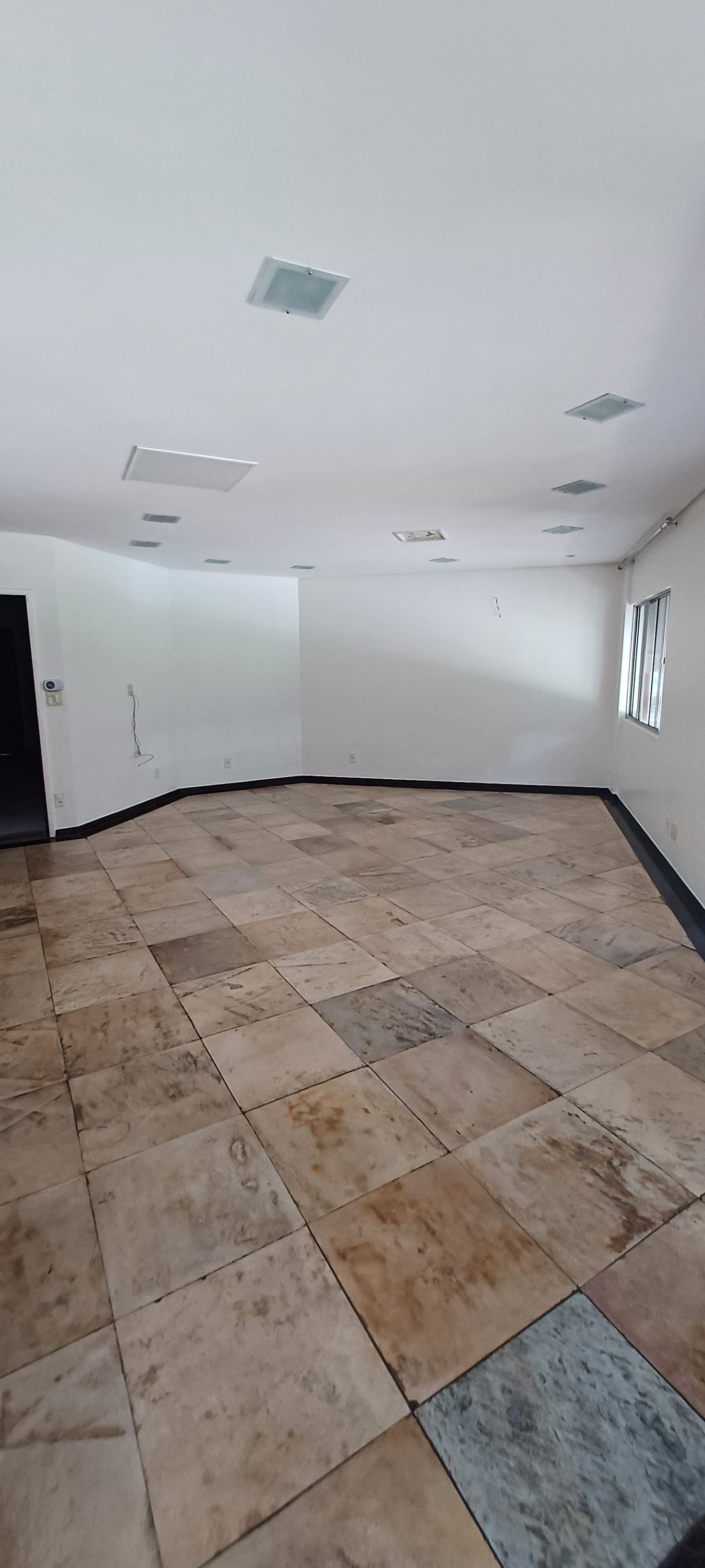 APARTAMENTO NO ESPLANADINHA