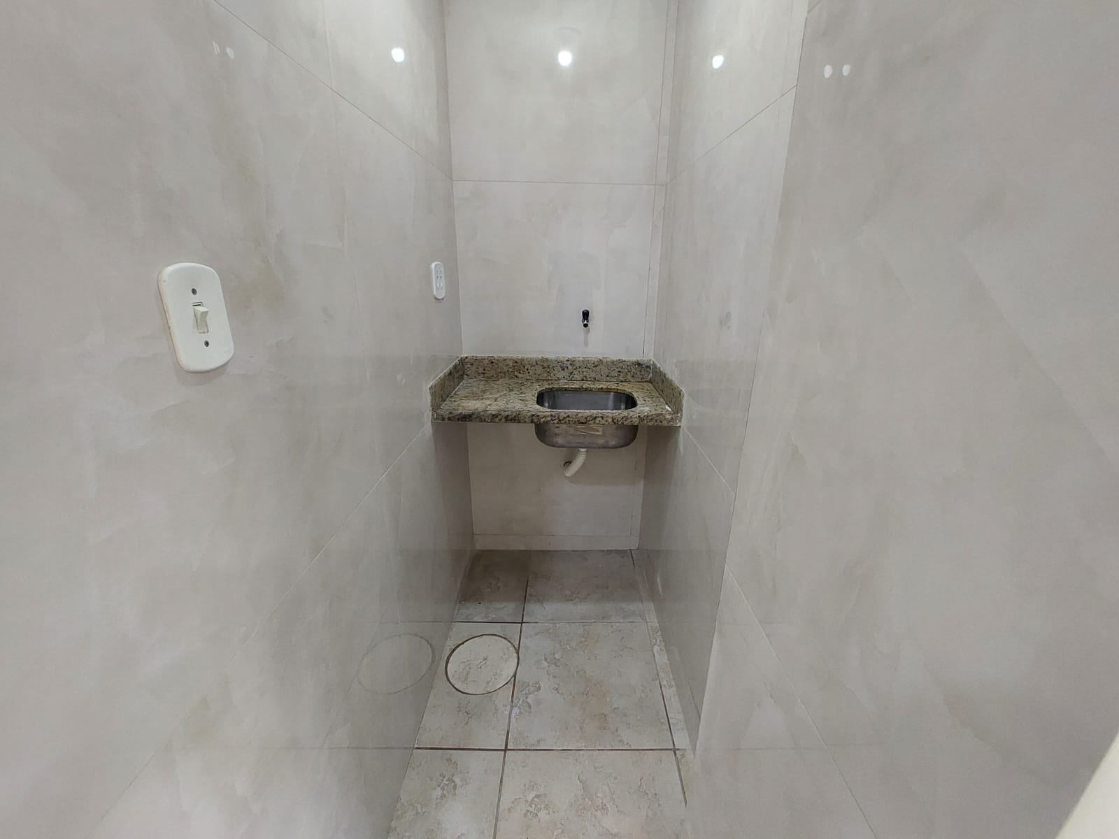 PONTO COMERCIAL NO VILA BRETAS