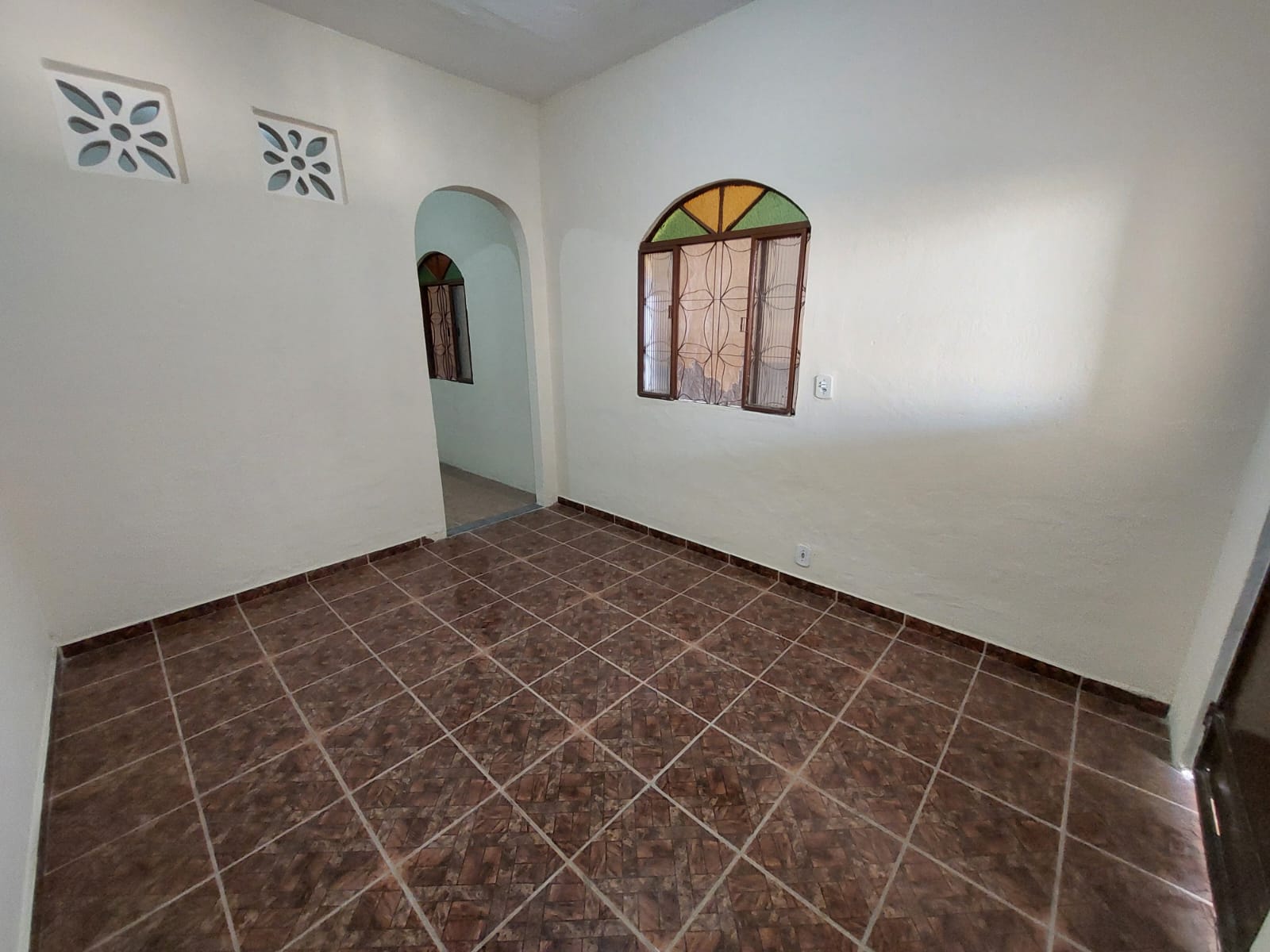 Casa - Locação, Santa Rita, Governador Valadares, MG
