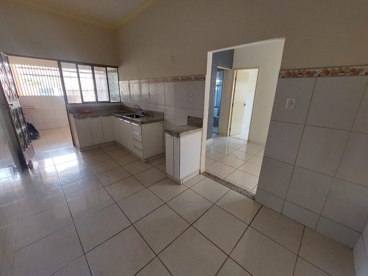 Casa - Locação, Santa Rita, Governador Valadares, MG