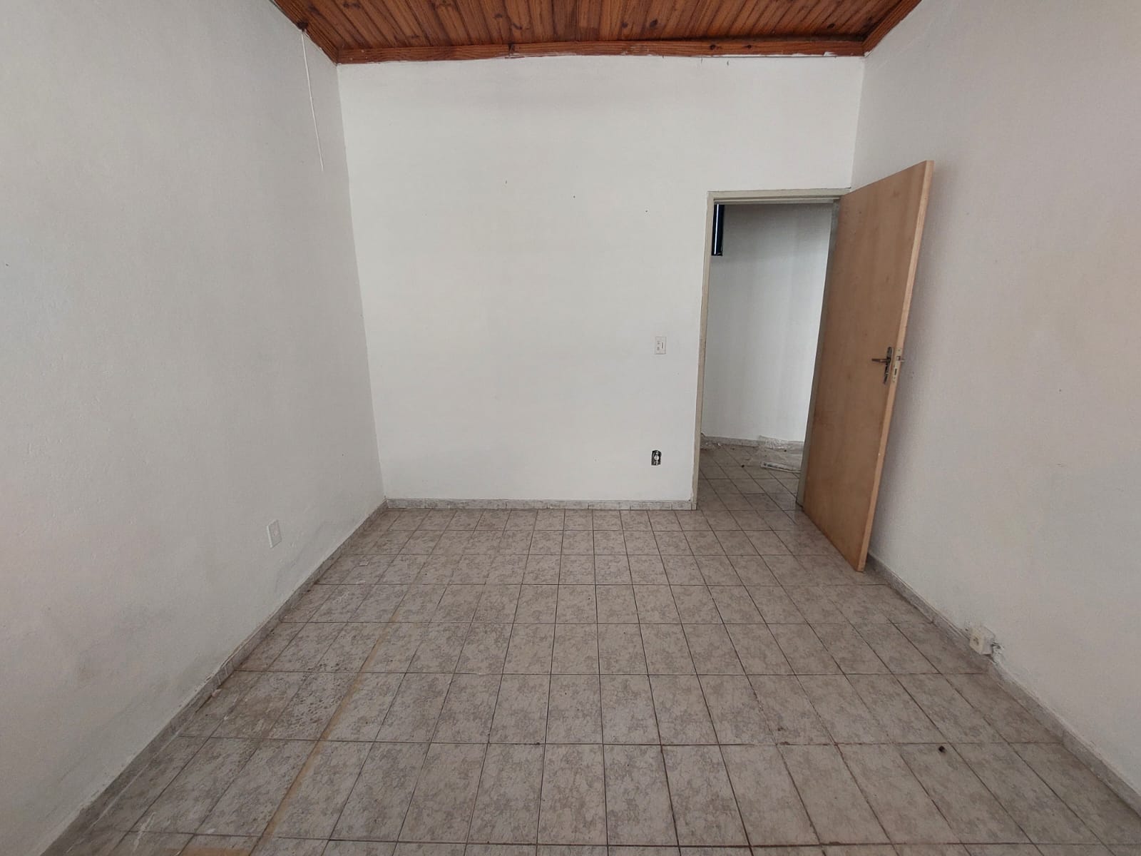 Casa - Locação, Nossa Senhora das Graças, Governador Valadares, MG