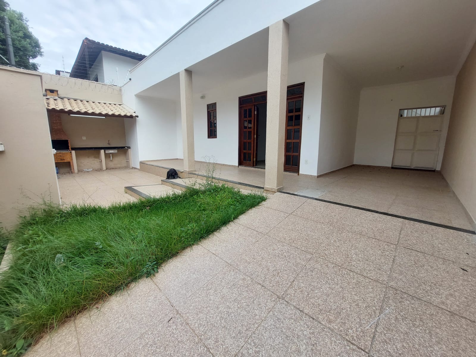 Casa - Locação, Ilha dos Araújos, Governador Valadares, MG