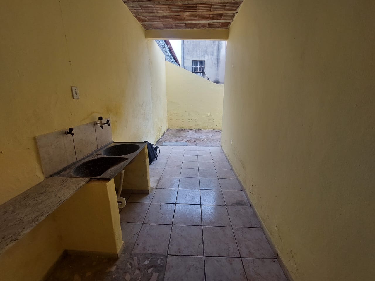 Casa - Venda, Nova Vila Bretas, Governador Valadares, MG