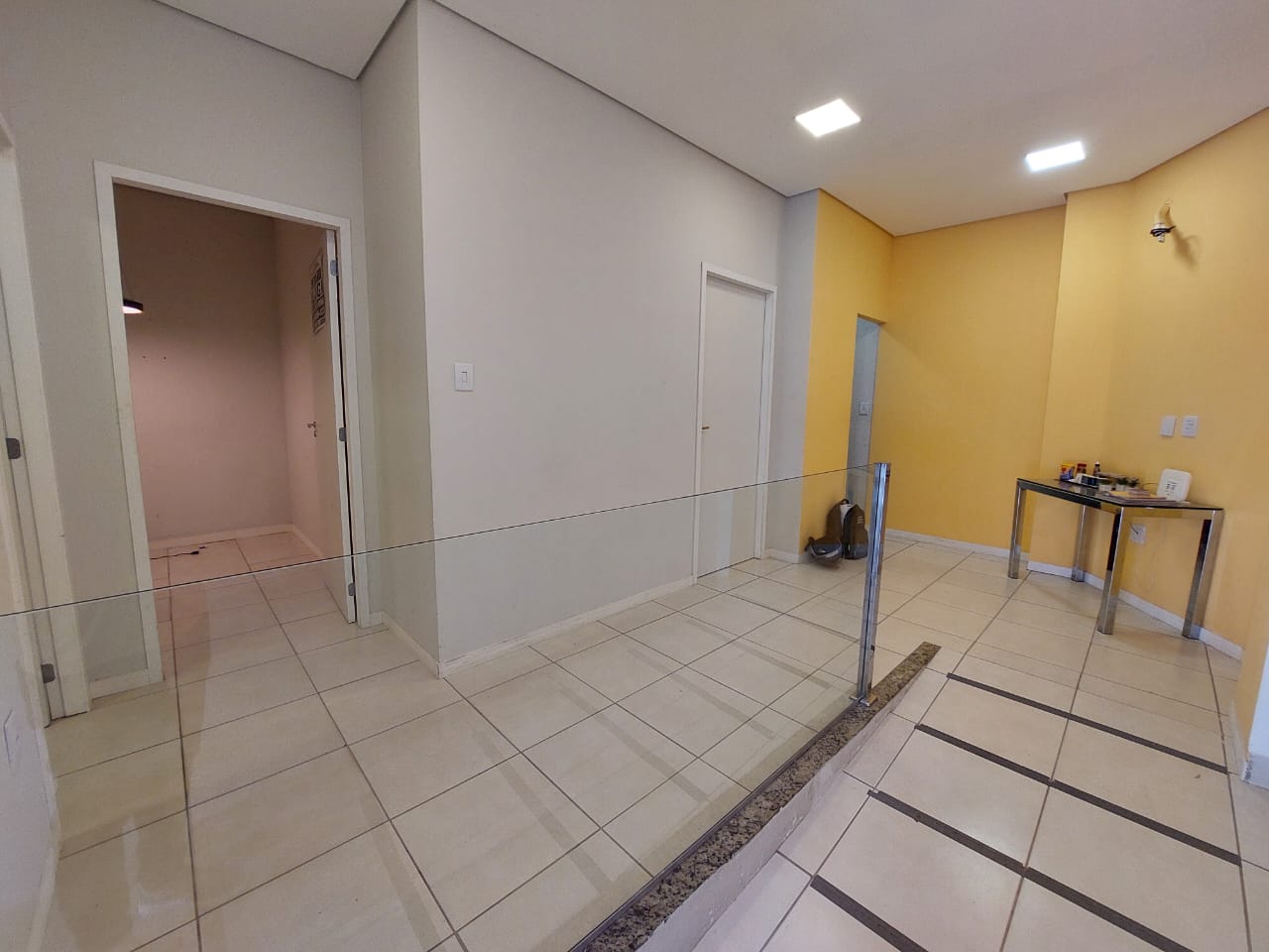 Sala comercial - Locação, São Pedro, Governador Valadares, MG