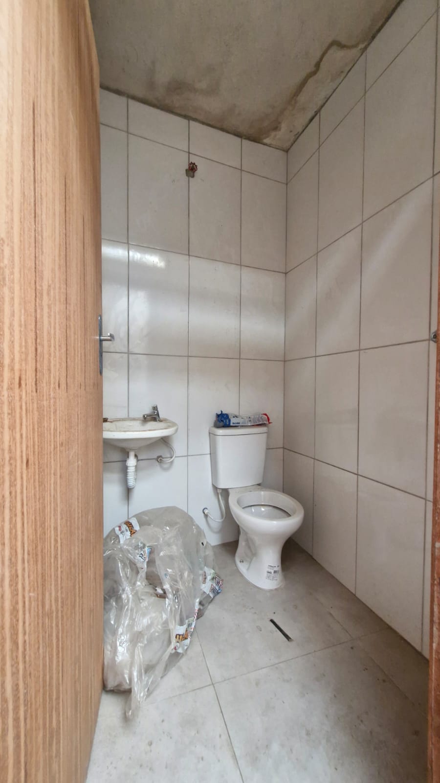 Loja comercial e apartamento no Lourdes